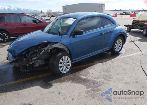 2017 Volkswagen Beetle #Pinkbeetle/1.8T Classic/1.8T S из США, поврежденный, VIN 3VWF17AT9HM624264